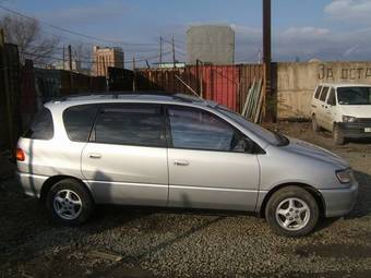 1997 Toyota Ipsum