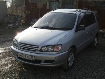 Toyota Ipsum