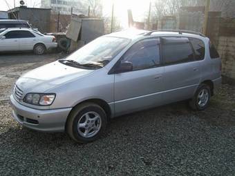 Toyota Ipsum
