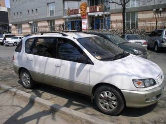 1997 Toyota Ipsum