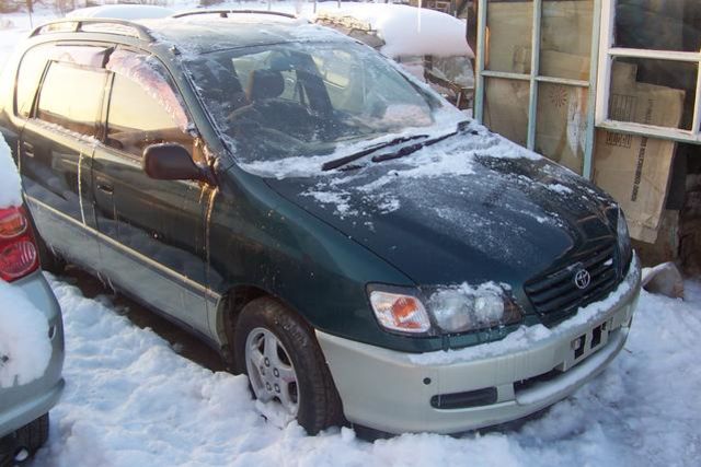 1997 Toyota Ipsum