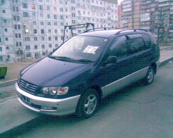 1997 Toyota Ipsum