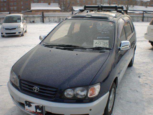 1997 Toyota Ipsum