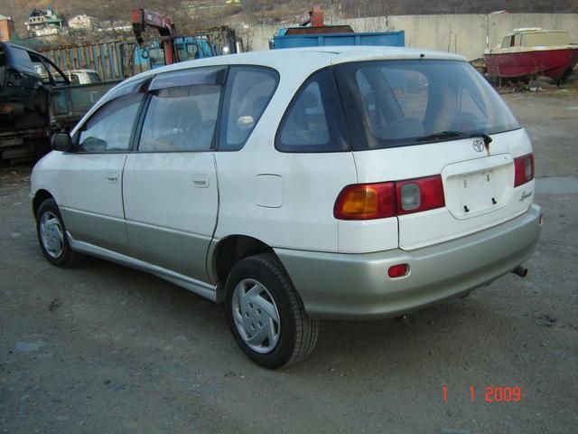 1997 Toyota Ipsum