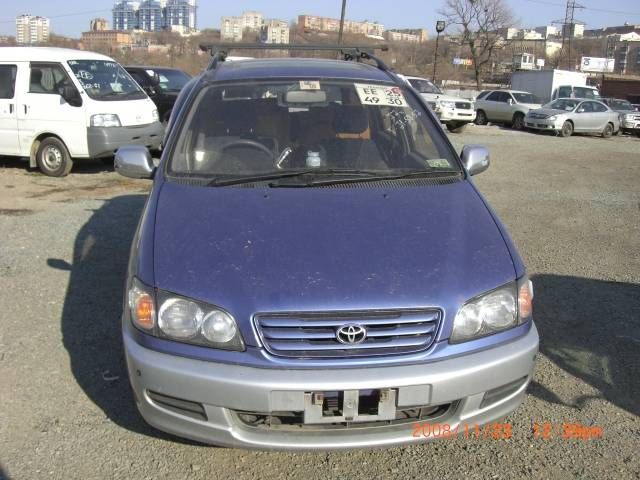 1997 Toyota Ipsum