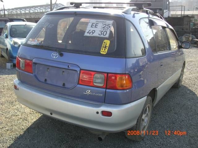 1997 Toyota Ipsum