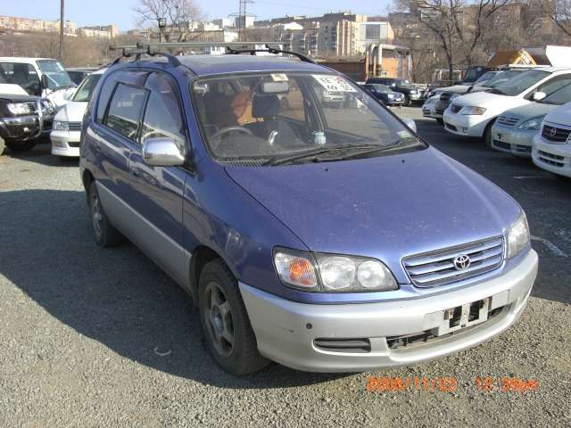 1997 Toyota Ipsum