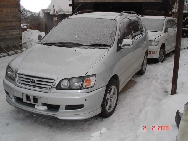 1997 Toyota Ipsum