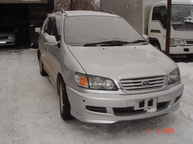 1997 Toyota Ipsum