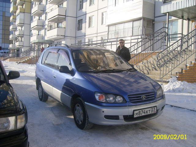 1997 Toyota Ipsum