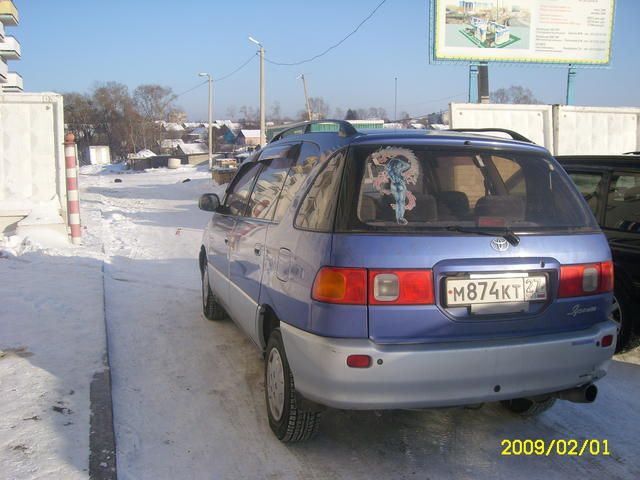 1997 Toyota Ipsum