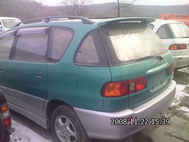 1997 Toyota Ipsum