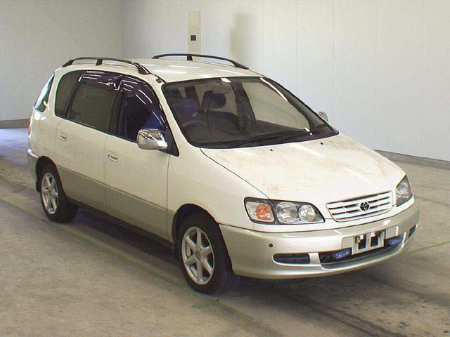 1997 Toyota Ipsum