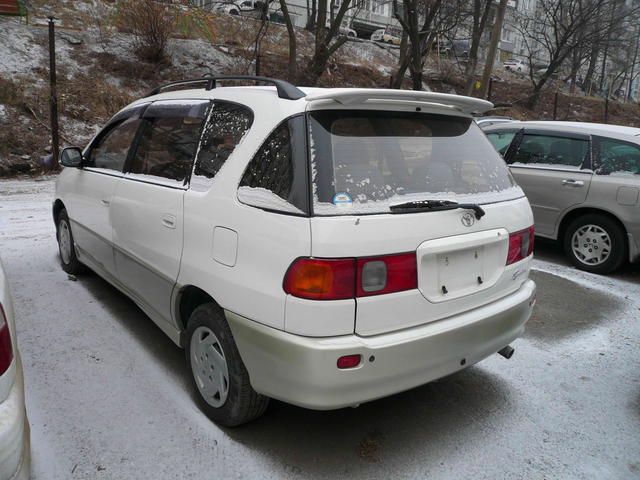 1997 Toyota Ipsum