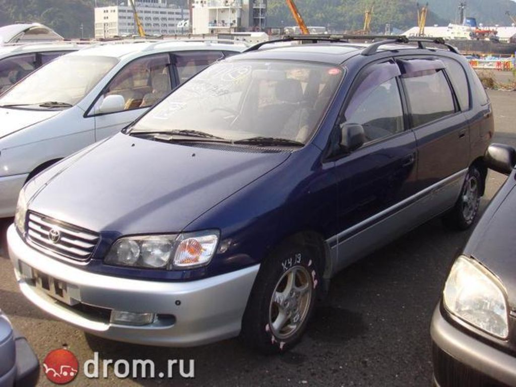 1997 Toyota Ipsum