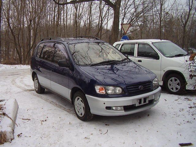 1997 Toyota Ipsum