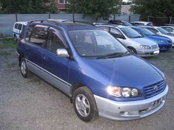 1997 Toyota Ipsum