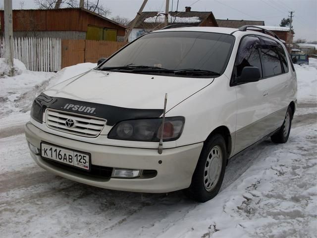 1997 Toyota Ipsum