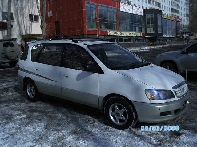 1997 Toyota Ipsum