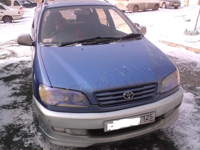 1997 Toyota Ipsum