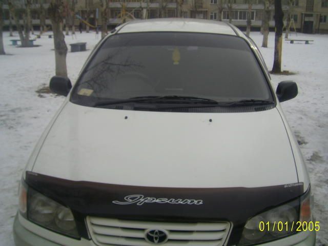1997 Toyota Ipsum