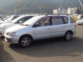 Toyota Ipsum