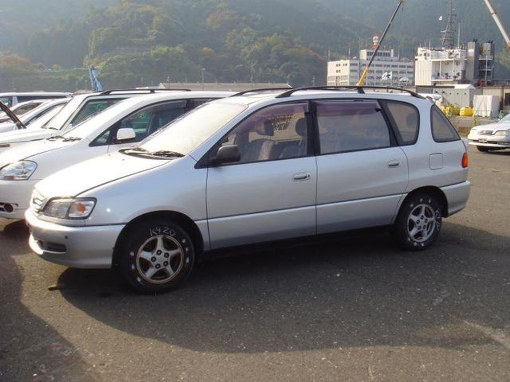 1997 Toyota Ipsum