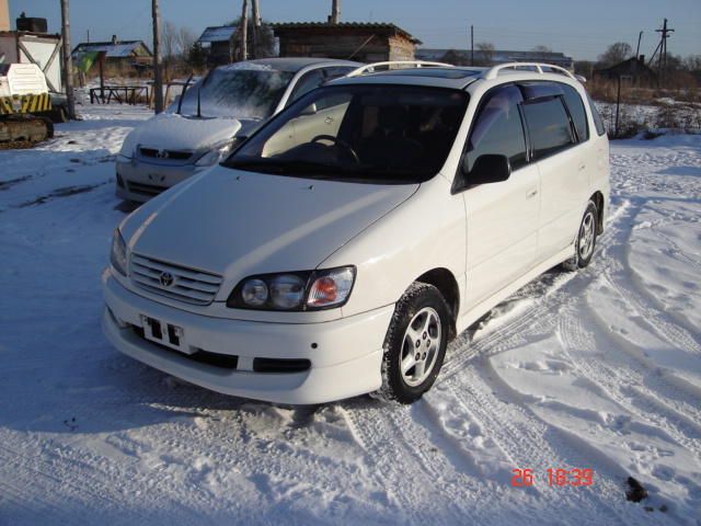 1997 Toyota Ipsum