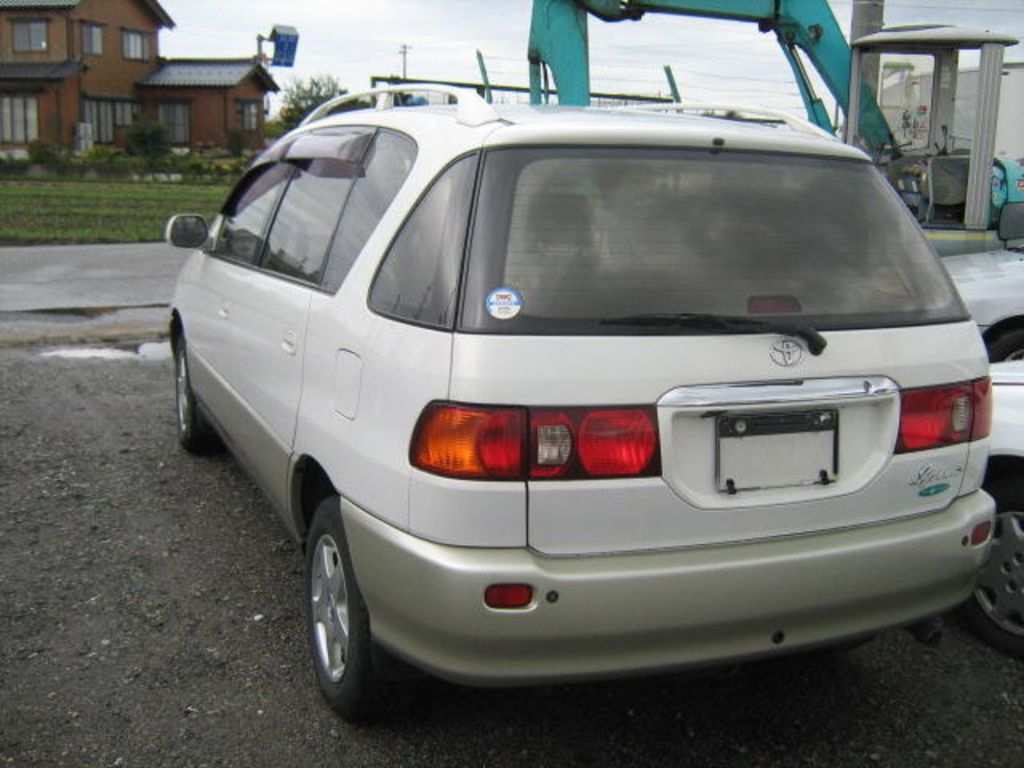 1997 Toyota Ipsum