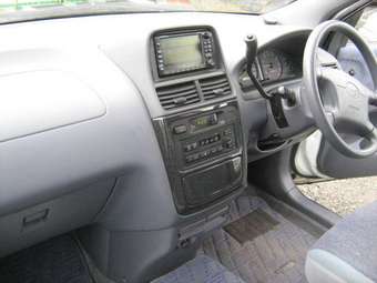 Toyota Ipsum