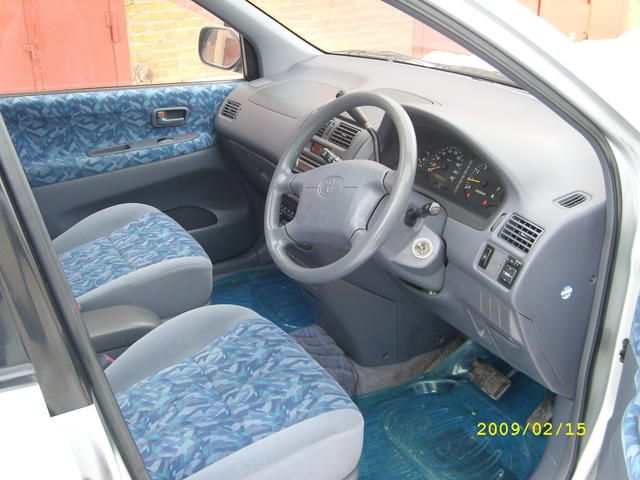 1997 Toyota Ipsum