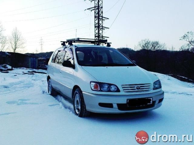 1997 Toyota Ipsum