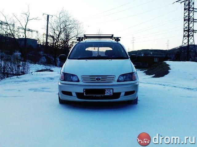 1997 Toyota Ipsum