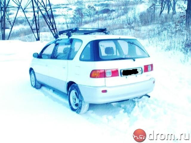 1997 Toyota Ipsum