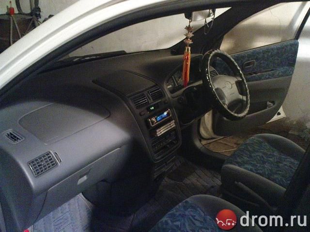 1997 Toyota Ipsum