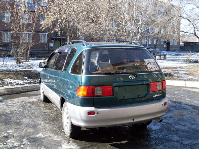 1997 Toyota Ipsum