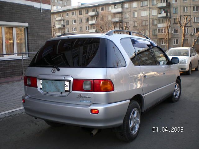 1997 Toyota Ipsum