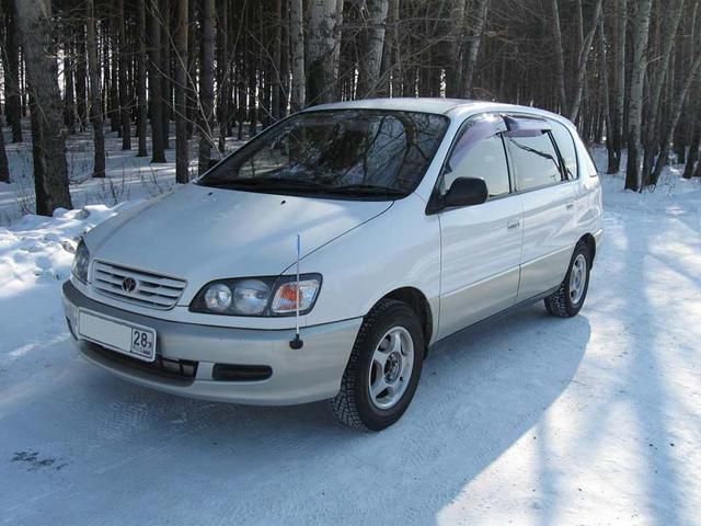 1997 Toyota Ipsum