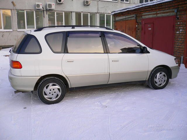 1997 Toyota Ipsum