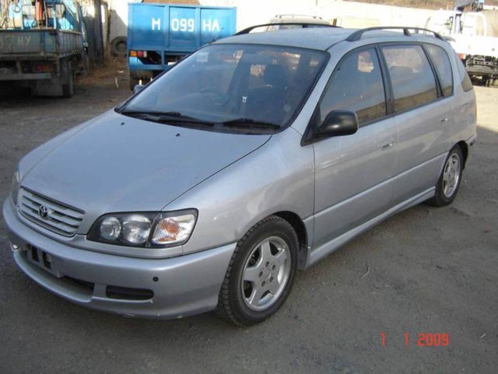 1997 Toyota Ipsum