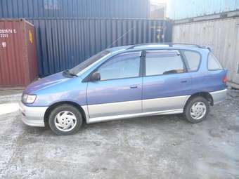 Toyota Ipsum