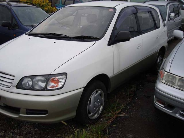 1997 Toyota Ipsum