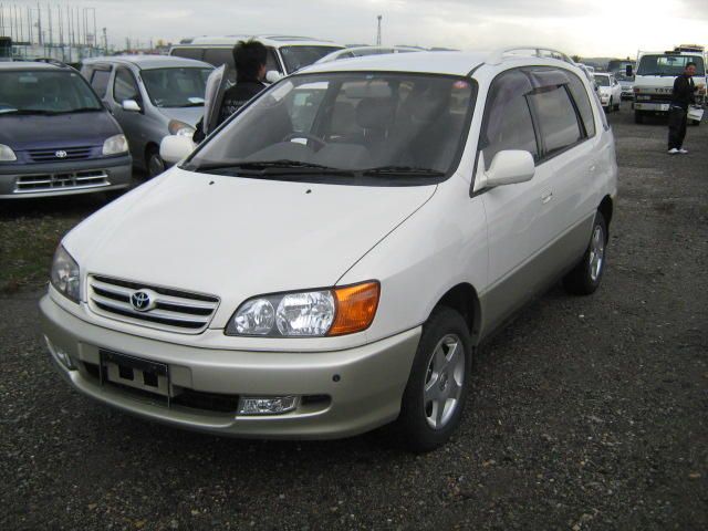 1997 Toyota Ipsum