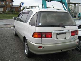 Toyota Ipsum