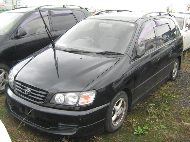 1997 Toyota Ipsum