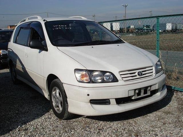 1997 Toyota Ipsum