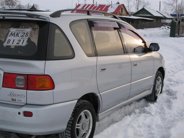 1997 Toyota Ipsum