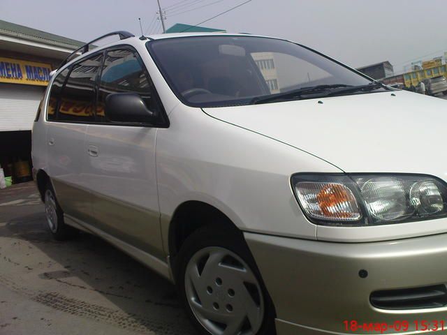1997 Toyota Ipsum
