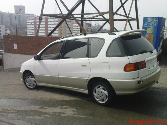 1997 Toyota Ipsum