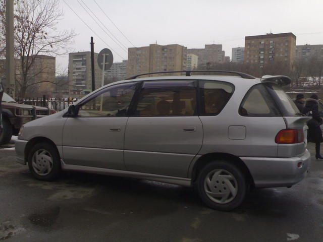 1997 Toyota Ipsum